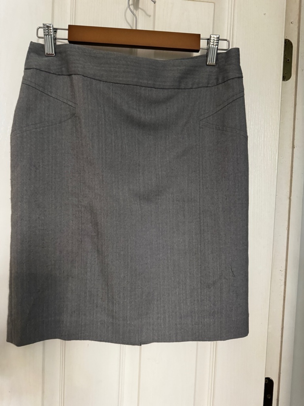 Banana Republic Gray Pencil Skirt - Classic Office Sheath